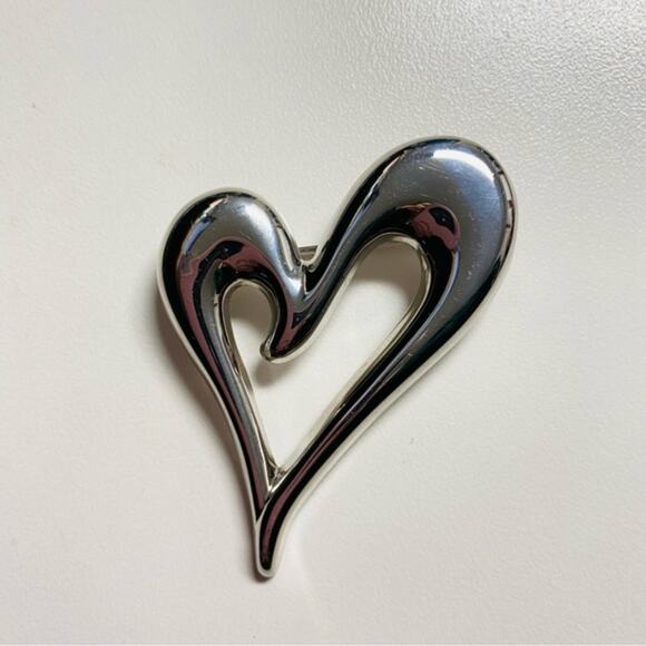 Monet Vintage Signed Silvertone Heart Brooch Pin 2.5” 70s - Picture 1 of 7